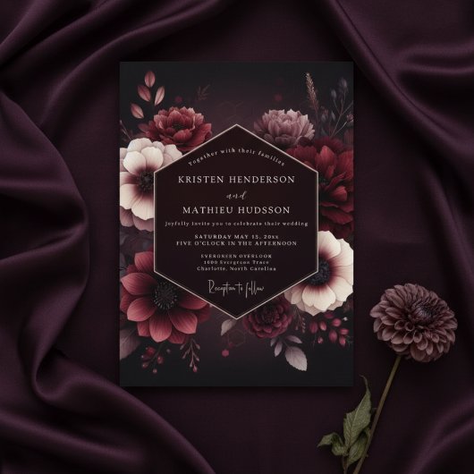 Burgundy Velvet Bloom Romance Wedding 招待状