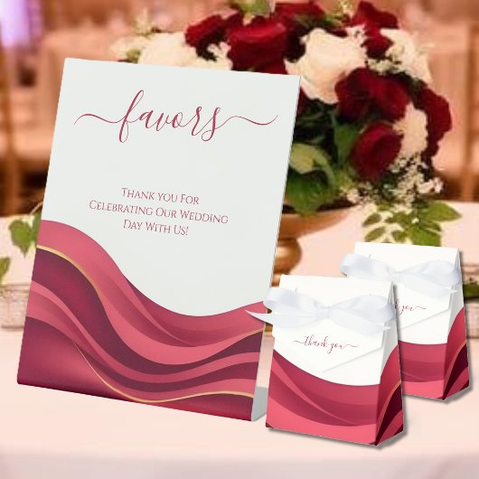 Burgundy Wedding Favors 台座サイン