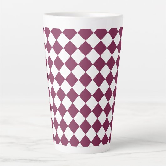 Burgundy White Checker Diamond Pattern カフェラテマグ (正面)