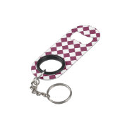 Burgundy White Checker Diamond Pattern キーホルダー栓抜き (裏面アングル)