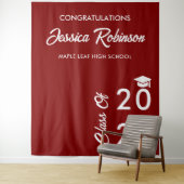 BurgundyMaroonと白の卒業写真の背景 タペストリー (インサイチュ)