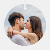 Burlapスノーフレーク私たちの初めてのクリスマス 婚約した メタルオーナメント (裏面)