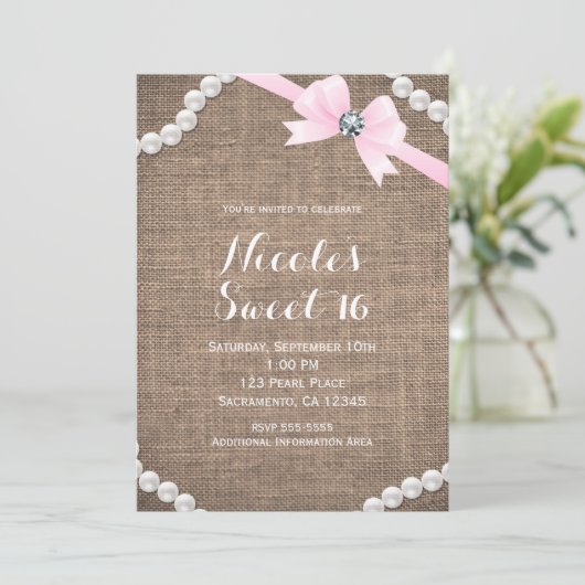 Burlap & Pearlsピンクボウグラモアスウィート16パーティー 招待状 (スタンド正面)