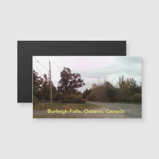 Burleigh滝ツリー8cm x 5cm磁気カード