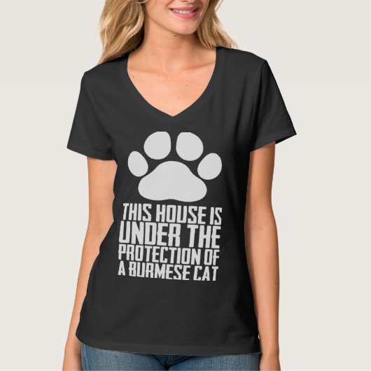 Burmese cats  Burmese mom  Burmese kitten Tシャツ (正面)