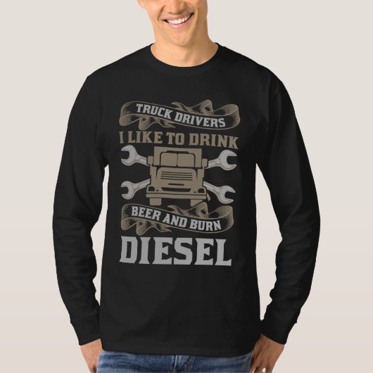 Burn Diesel Trucker Truck Driver Men Tシャツ (正面)