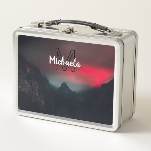 Burning clouds, fog and mountains monogram in sky メタルランチボックス (正面)