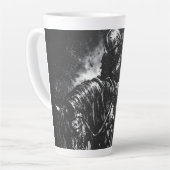 BurnsInHellによる堕ちた騎士 カフェラテマグ (左アングル)