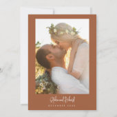 Burnt Orange Minimalistスクリプトモダン結婚の 招待状 (裏面)