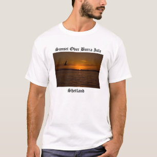 Burraの島上の日没 Tシャツ