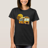 Bus In Front Of Trees Bus Driver Tシャツ (正面)