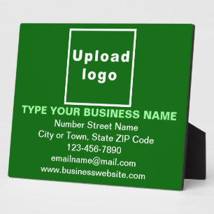 Business information on green rectangular plaque フォトプラーク