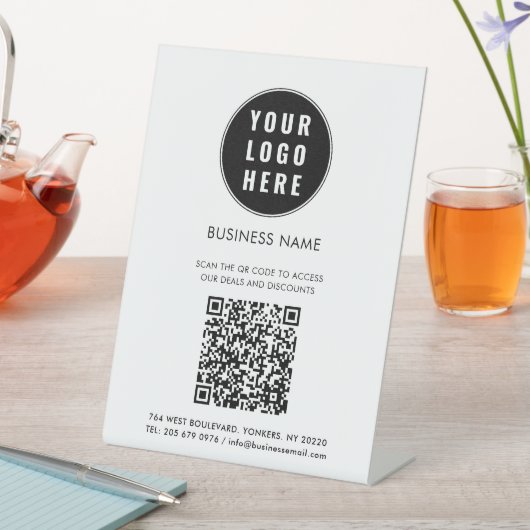 Business Logo and QR Code Custom 台座サイン (インサイチュ)