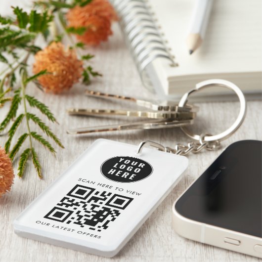 Business Logo Scan QR Code Simple Custom キーホルダー (正面右)