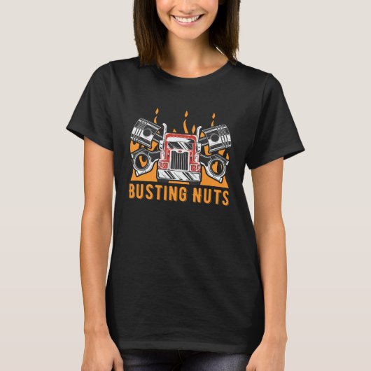 Busting Nuts Car Mechanic Auto Car Repair Car Tシャツ (正面)