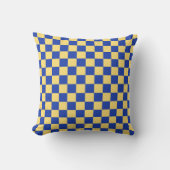 Butter yellow and blue checkered board pattern クッション (正面)