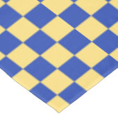 Butter yellow and blue checkered board pattern テーブルクロス (アングル)