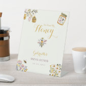 Butter Yellow She Found Her Honey Bee Bridal Party 台座サイン (インサイチュ)