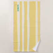 Butter Yellow Striped Chic Personalized Summer ビーチタオル (正面)