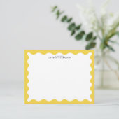 Butter Yellow Wavy Frame Note Card 招待状 (スタンド正面)
