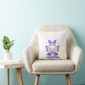 Butterfly Decorative Pillow – Soft and Elegant Hom クッション (椅子)