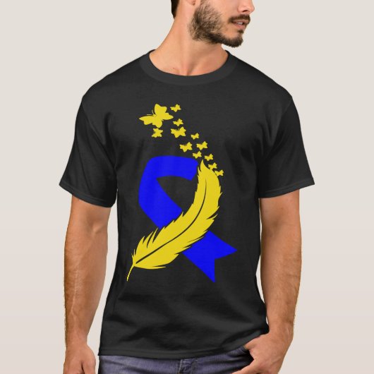 Butterfly Feather Ribbon Down Syndrome Family Awar Tシャツ (正面)