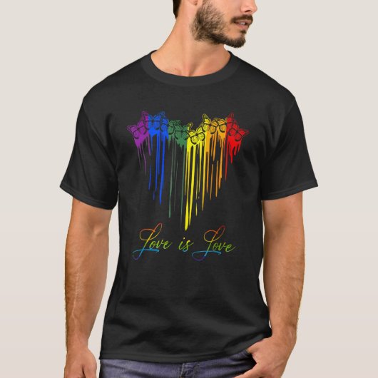 Butterfly Heart Rainbow Love Is Love LGBT Gay Lesb Tシャツ (正面)