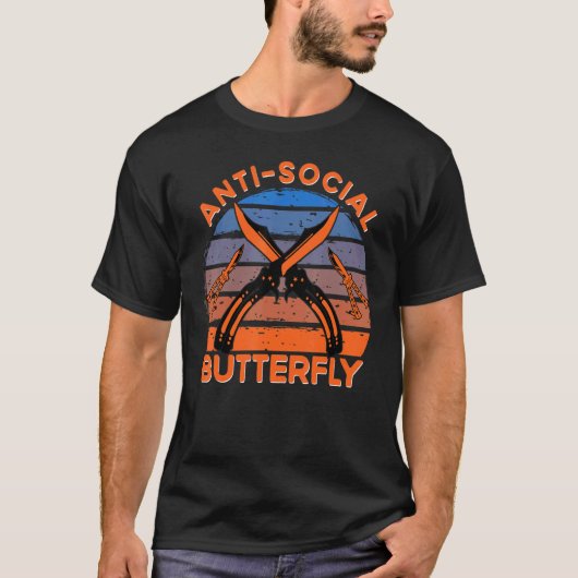 Butterfly Knife Balisong Quote 8 Tシャツ (正面)
