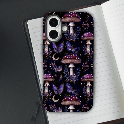 Butterfly Mushroom Floral Dark Witchy Pattern Case-Mate iPhoneケース