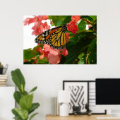 Butterfly on Red Flowersポスター ポスター (ホームオフィス)