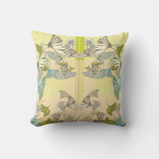 Butterfly Throw Pillow クッション (正面)