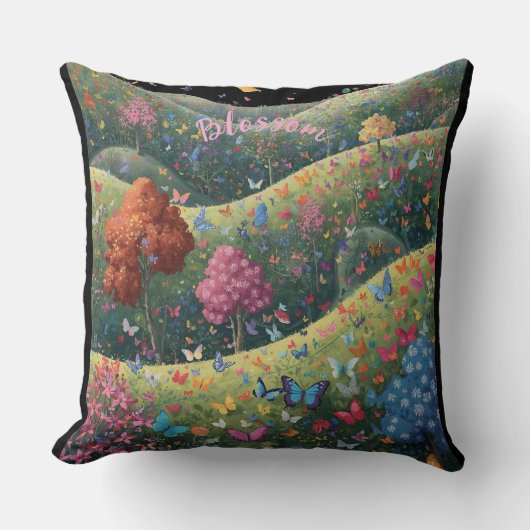 Butterfly Valley Throw Pillow クッション (正面)