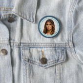 Button Melaniaの切札の最初女性 缶バッジ (インサイチュ)