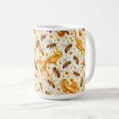 Buzz & Drip – Seamless 8K Honey Bee Pattern with G コーヒーマグカップ (正面右)