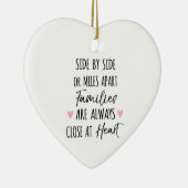 By Side or Miles Apartファミリがハートに近い セラミックオーナメント (右)