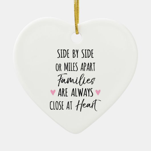 By Side or Miles Apartファミリがハートに近い セラミックオーナメント (正面)
