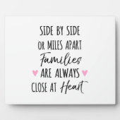 By Side or Miles Apartファミリがハートに近い フォトプラーク (正面)