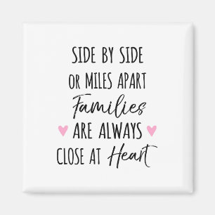 By Side or Miles Apartファミリがハートに近い マグネット