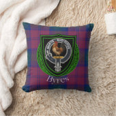 Byres Scottish Clan Tartan & Crest クッション (ブランケット)
