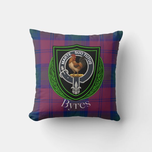 Byres Scottish Clan Tartan & Crest クッション (正面)