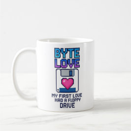 Byte Love: My first love had a floppy drive コーヒーマグカップ
