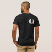 C4箱、CodeFourは赤に番号を付けます Tシャツ (裏面フル)