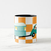 C.オープンロードを打つ1 ツートーンマグカップ (中央)