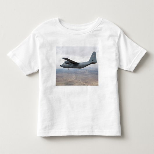 C-130ヘラクレスが空を飛び越える トドラーTシャツ (正面)