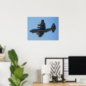 C-130 Hercules飛行機(F-35シルエット付き) ポスター (ホームオフィス)