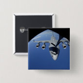 C-17 Globemaster IIIが燃料2を受け取る 缶バッジ (正面&裏面)