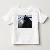 C-17 Globemaster IIIのフロントのクローズアップ トドラーTシャツ (正面)