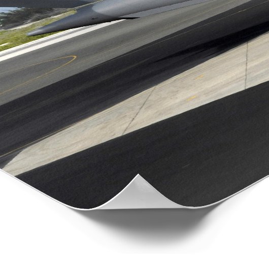 C-17 Globemaster IIIはflightlineに乗る ポスター (角)