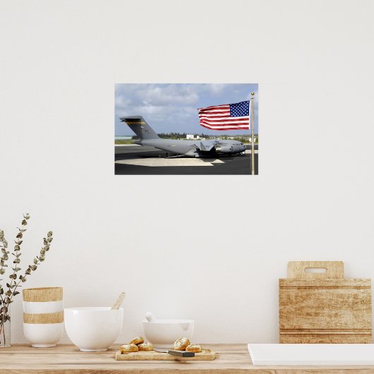 C-17 Globemaster IIIはflightlineに乗る ポスター (キッチン)