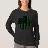 C American Flag St Patrick s day Shamrock green bl Tシャツ (正面)